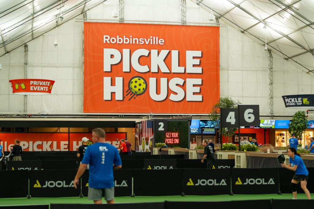 Robbinsville Pickle House sign
